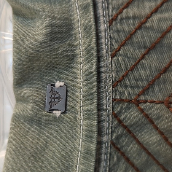 Roar Men's Shirt - Picture 6 of 9